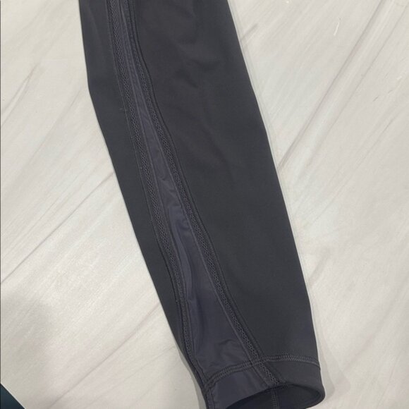 Lululemon Women's Gray Wunder Under Hi Rise  7/8 Awaken Tight Leggings Size 6 - Picture 5 of 9
